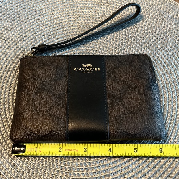 NEW Coach Gold & brown-black wristlet - Picture 5 of 6